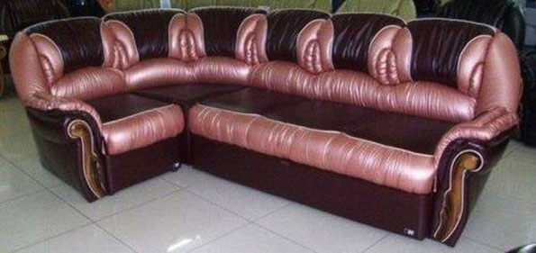 coochie-couch.jpg