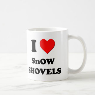 i_love_snow_shovels_mug-r25c10e93d7c749cfbcb3e43806e9f949_x7jgr_8byvr_324.jpg