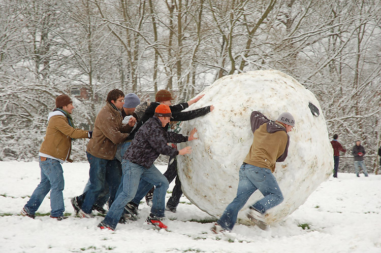 Giant_snowball_Oxford.jpg