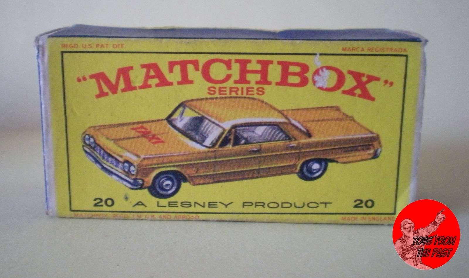 Matchbox+Chevrolet+Impala+Taxi+1965+20+Yellow+Cab.jpg