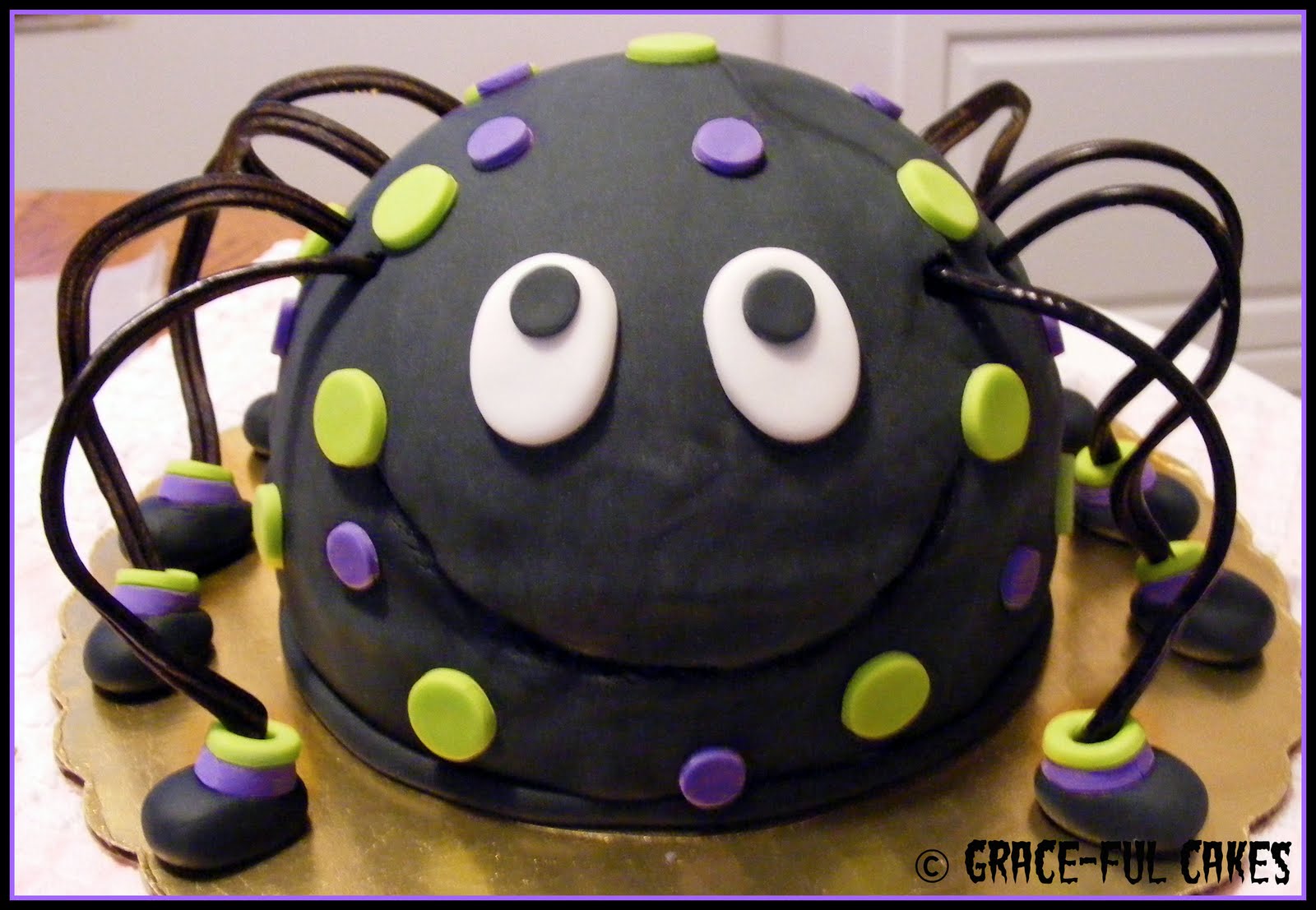 Spider+Cake+1-2.jpg