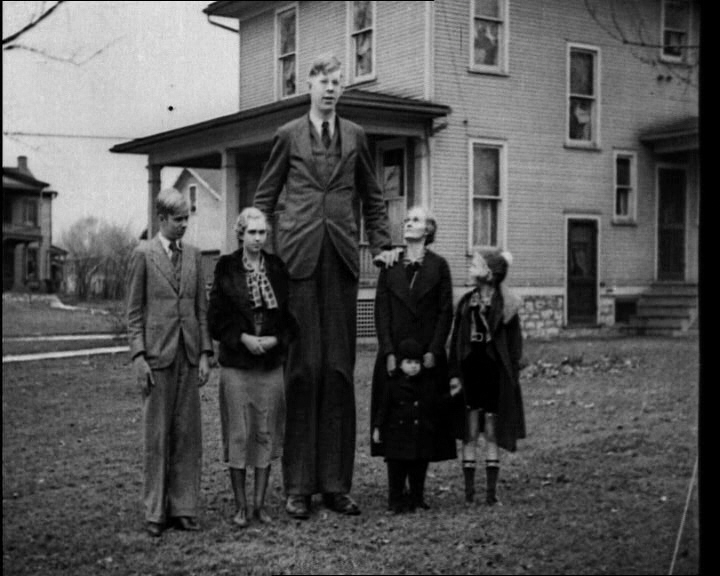 tallest-man-in-history.jpg