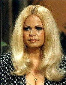 Sally-Struthers-fabulous-female-celebs-of-the-past-10820532-220-286.jpg