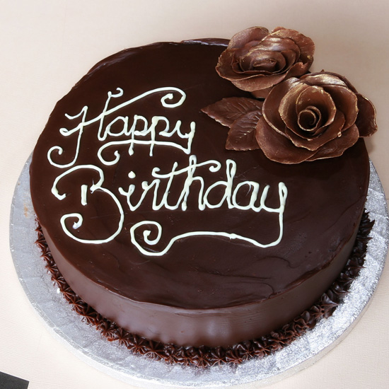Chocolate-Birthday-Cakes-With-Flowers-2.jpg