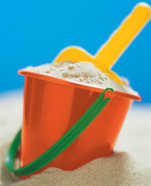plastic-beach-bucket.jpg