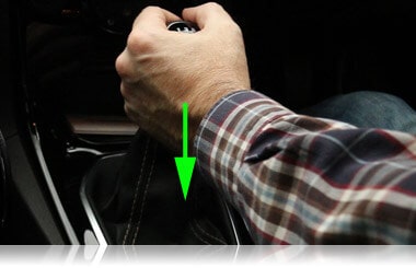 how-to-change-gears-manual-car-6.jpg