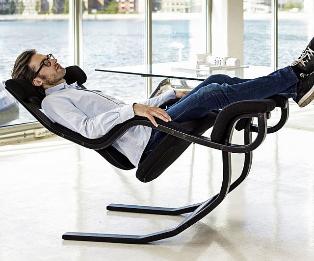 zero-gravity-recliner-chair-640x533.jpg