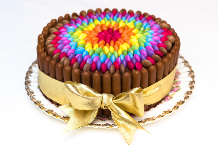 Rainbow-cake-700.jpg