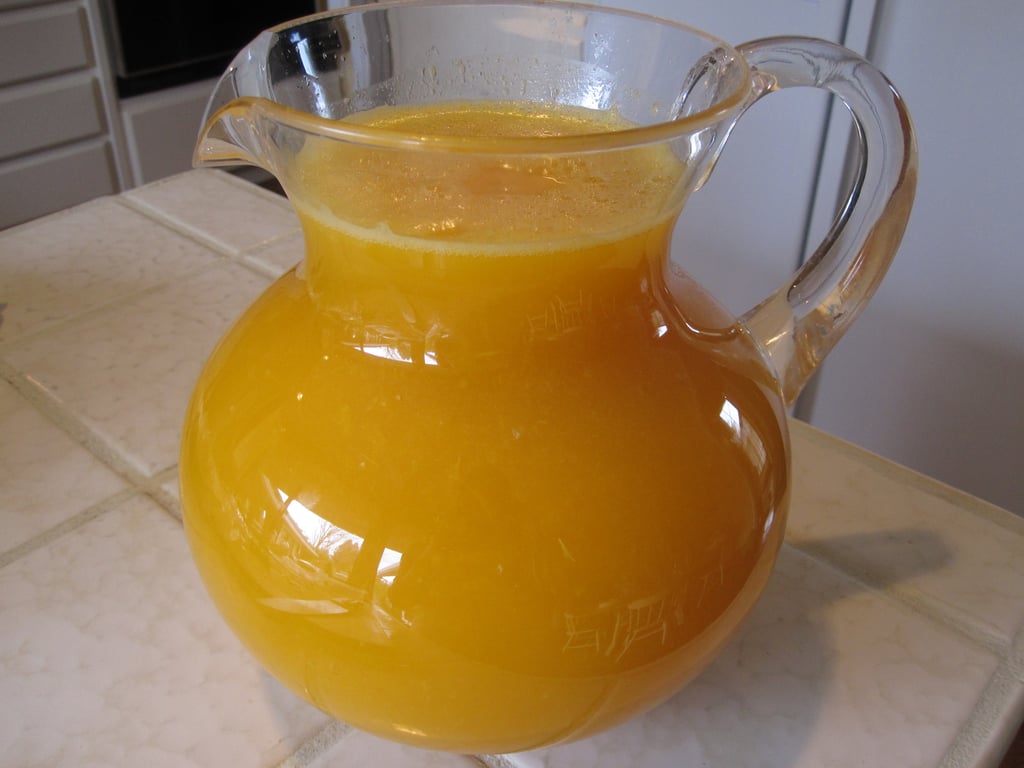 Fresh-Squeezed-Orange-Juice-Love-Hate.JPG