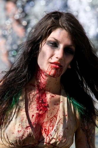 pretty-girl-zombie-332x500.jpg