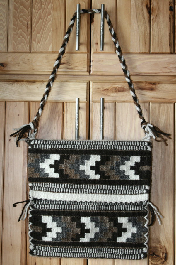 Purse-5-08-02.jpg