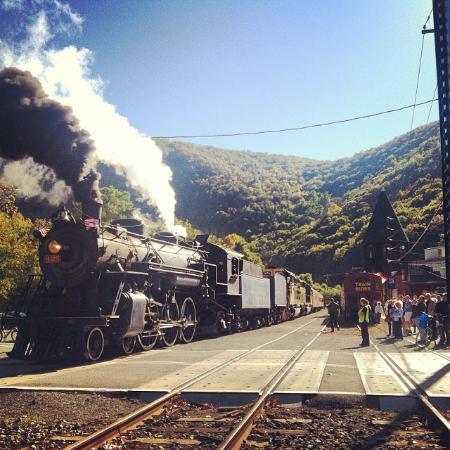 lehigh-gorge-scenic-railway.jpg