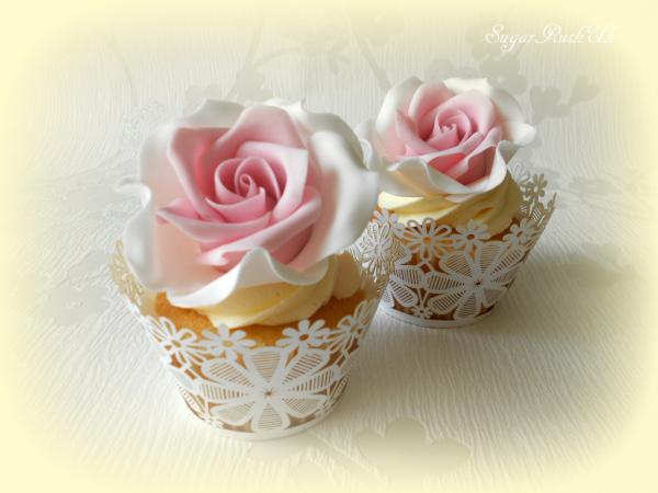 Rose-cupcakes-1.jpg