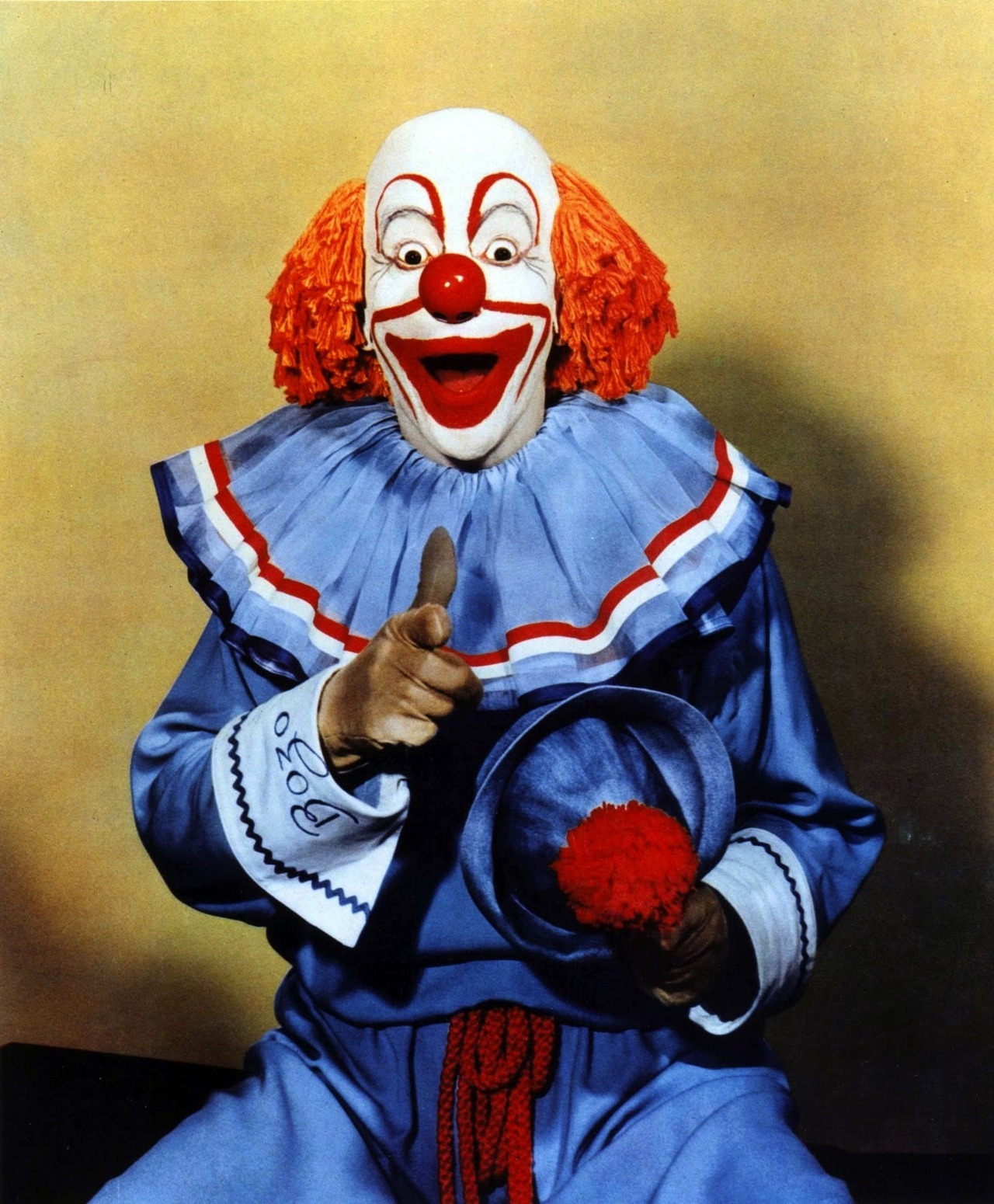 Why is sam so afraid of clowns?