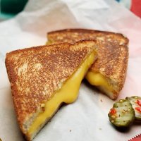 Basic_grilled_cheese_sandwich-0-l.jpg