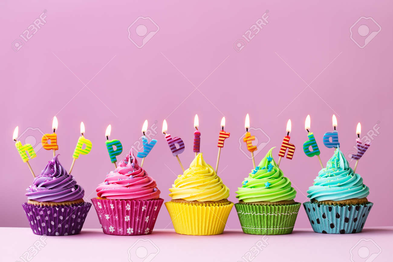 40549539-happy-birthday-cupcakes.jpg