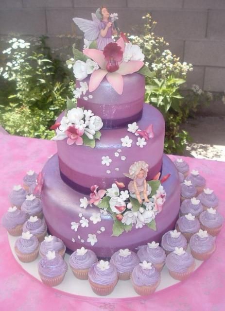 a1d8b53dbc45b16659ccddc386e3a79e--purple-cakes-fairy-cakes.jpg
