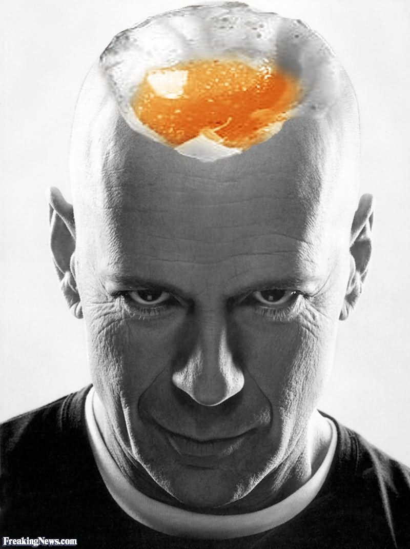 Bruce-Willis-Boiled-Egg-Head-Photo-For-Whatsapp.jpg